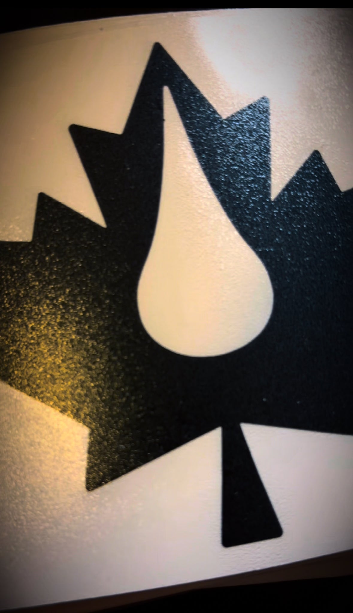 The Blackout Oil Leaf 4”